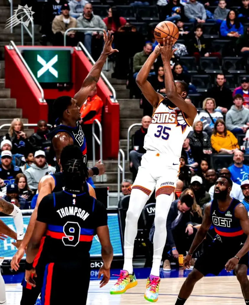 28圈平台今晨体能课后，波特兰开拓者外线爆发备战NBA常规赛，震撼外界，赛程密集仍需轮换的简单介绍